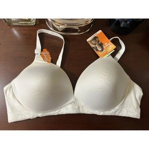 Warner’s Cloud 9 White Wireless Contour with Light Lift Bra Style 1869 - 40B NWT